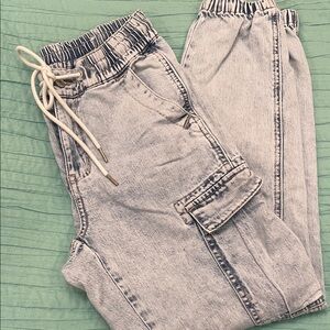 American Eagle Light Wash Jogger Cargo Pants - button/Drawstring Waist XXS